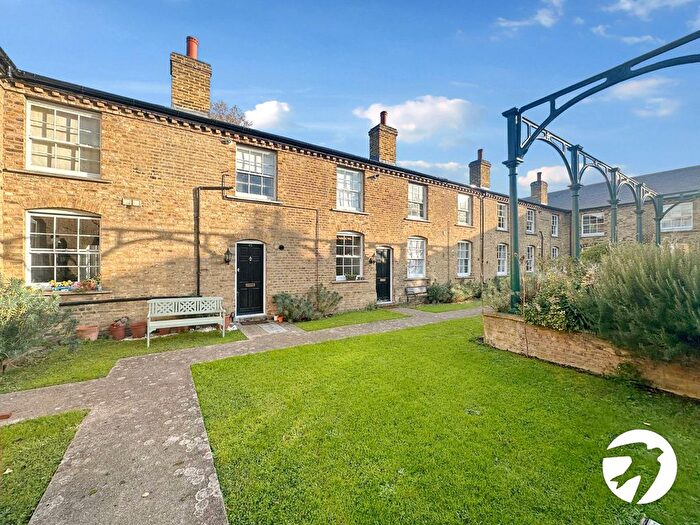 1 Bedroom Flat To Rent In Greenhill Terrace, London, SE18