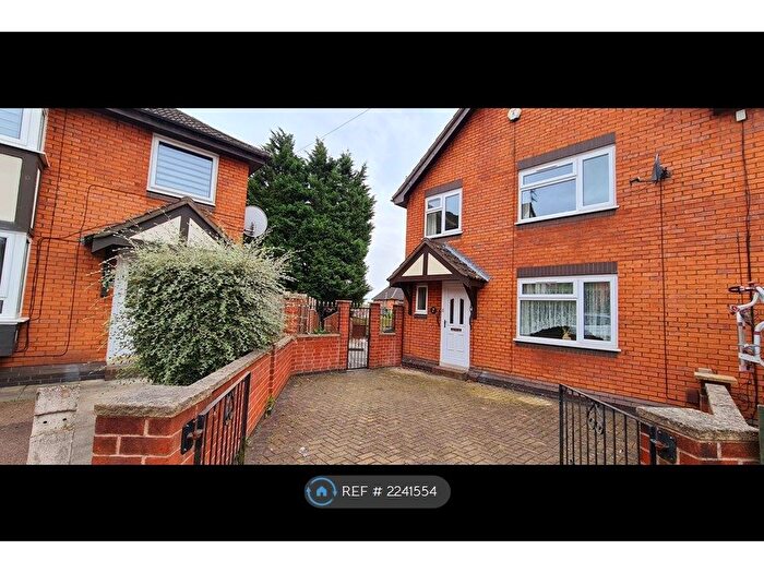 3 Bedroom Semi-Detached House To Rent In Curteys Close, Leicester, LE3