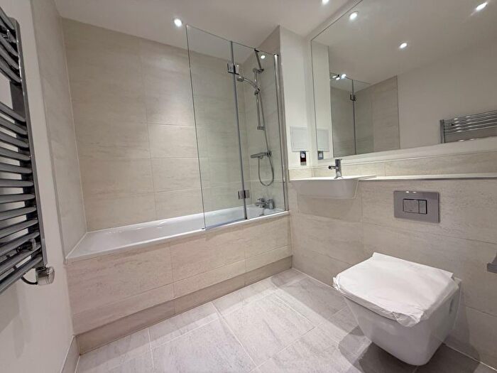3 Bedroom Flat To Rent In Thistleton House, Colindale Gardens, NW9