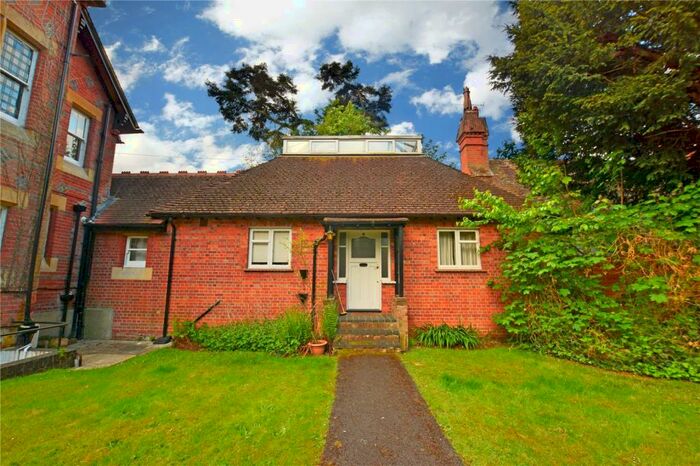 2 Bedroom Semi-Detached House To Rent In Crowthorne Road, Sandhurst, Berkshire, GU47