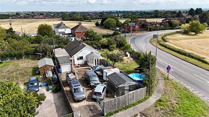 2 Bedroom Bungalow For Sale In Castlethorpe, Brigg, Lincolnshire, DN20