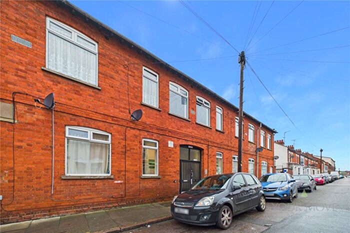 2 Bedroom Flat To Rent In Clarke Road, Northampton, NN1