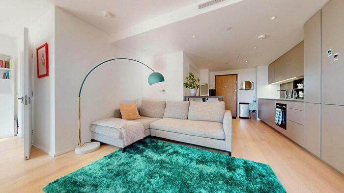 1 Bedroom Flat To Rent In York Place, SW11
