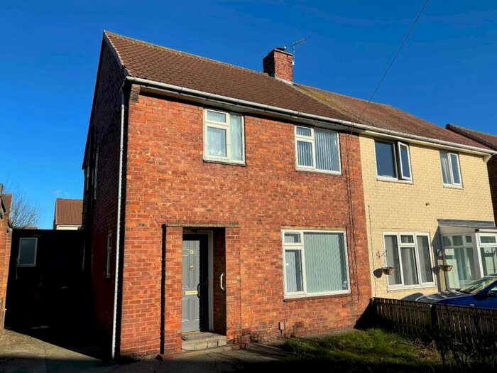 3 Bedroom Semi-Detached House To Rent In Woolsington Road, North Shields. . ** Newly Refurbished **, NE29