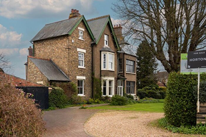 6 Bedroom House For Sale In Dogsthorpe Road, Peterborough, PE1