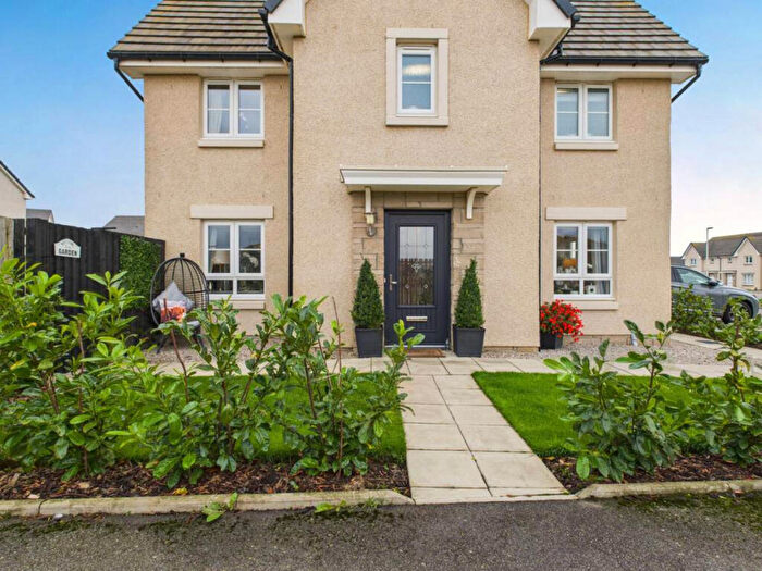 3 Bedroom End Of Terrace House For Sale In Osprey Heights, Inverurie, AB51