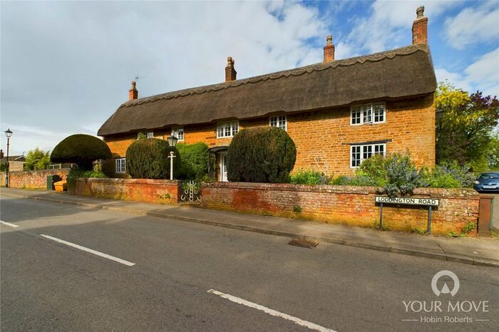 4 Bedroom Cottage For Sale In Loddington Road, Cransley, Kettering, NN14