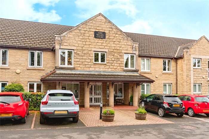 1 Bedroom Apartment For Sale In Aire Valley Court, Bingley, BD16