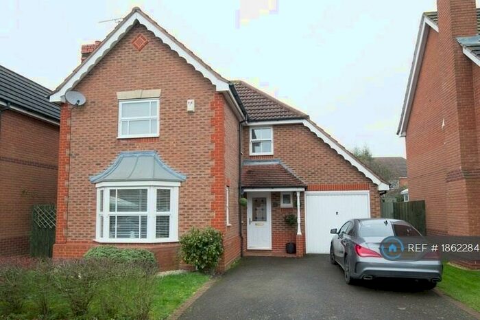 4 Bedroom Detached House To Rent In Robinia Close, Lutterworth, LE17