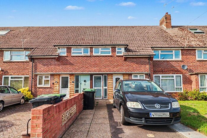 2 Bedroom Flat For Sale In A Amethyst Road, Christchurch, Dorset, BH23