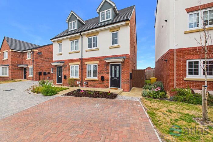 3 Bedroom Town House For Sale In Miller Road, Halewood, L26
