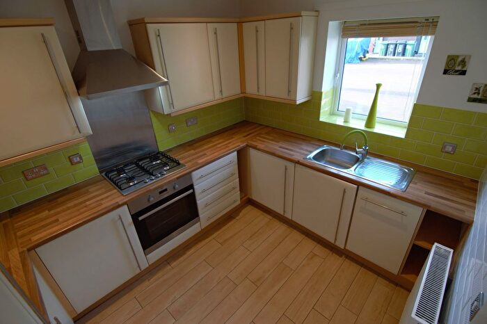 3 Bedroom Semi-detached House For Sale In White Hart Close, Thurmaston, Leicester, LE4