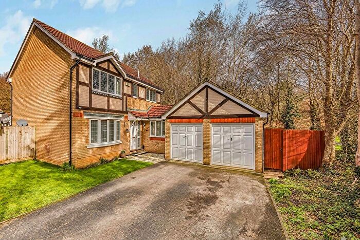 5 Bedroom Detached House For Sale In Hedge End, Southampton, SO30