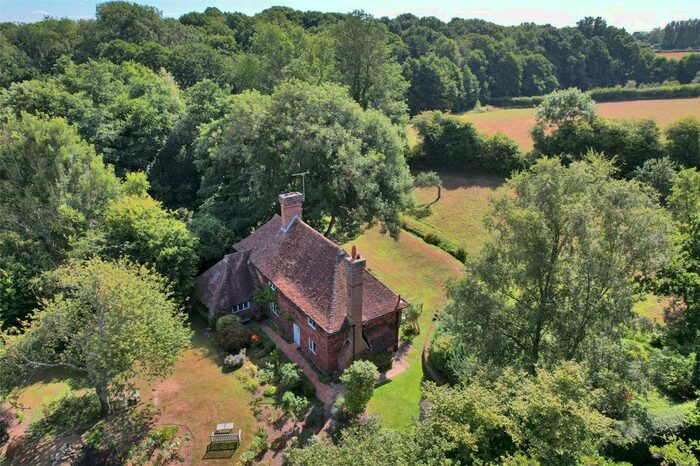 4 Bedroom Detached House For Sale In Friezley Lane, Cranbrook, Kent, TN17