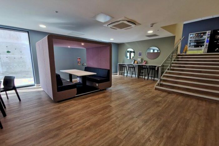 Studio To Rent In Classic Rooms, Swansea, SA1