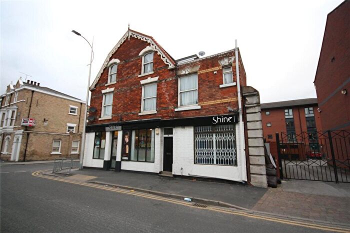 2 Bedroom Flat To Rent In Malston House, Baker Street, Hull, HU2