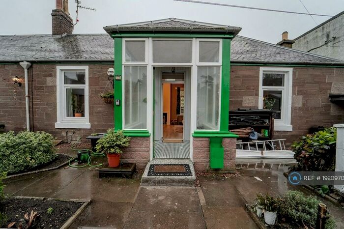 2 Bedroom Bungalow To Rent In High Street, Monifieth, Dundee, DD5