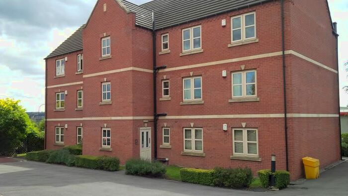 2 Bedroom Flat To Rent In Durham Way, Parkgate, Rotherham, S62