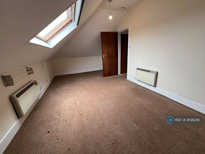 1 Bedroom Flat To Rent In Brigstock Road, Thornton Heath, CR7