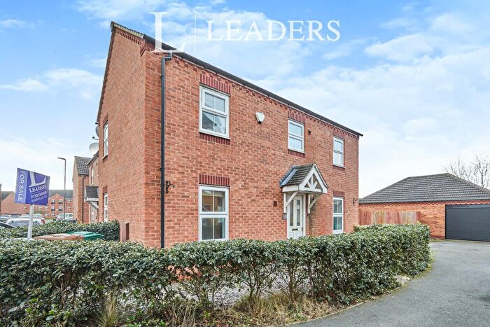 3 Bedroom Detached House To Rent In Thames Way, Hilton, DE65