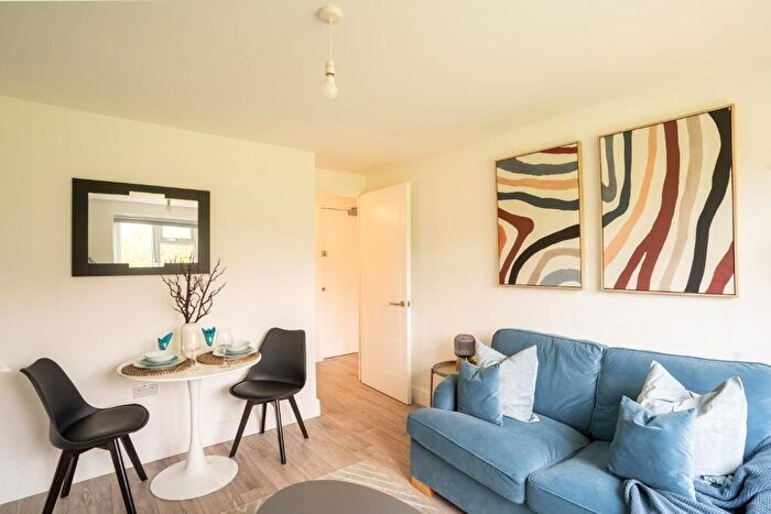 1 Bedroom Apartment To Rent In Hornbeam Court, Langland Road, Netherfield, Milton Keynes, MK6