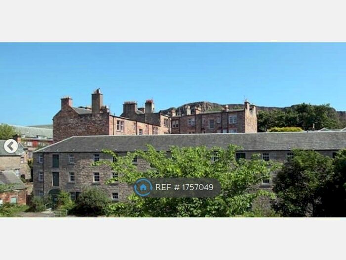 2 Bedroom Flat To Rent In St. Leonards Lane, Edinburgh, EH8