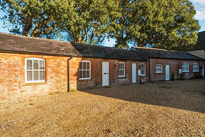 2 Bedroom Bungalow To Rent In Park Lane Burderop Park, SN4