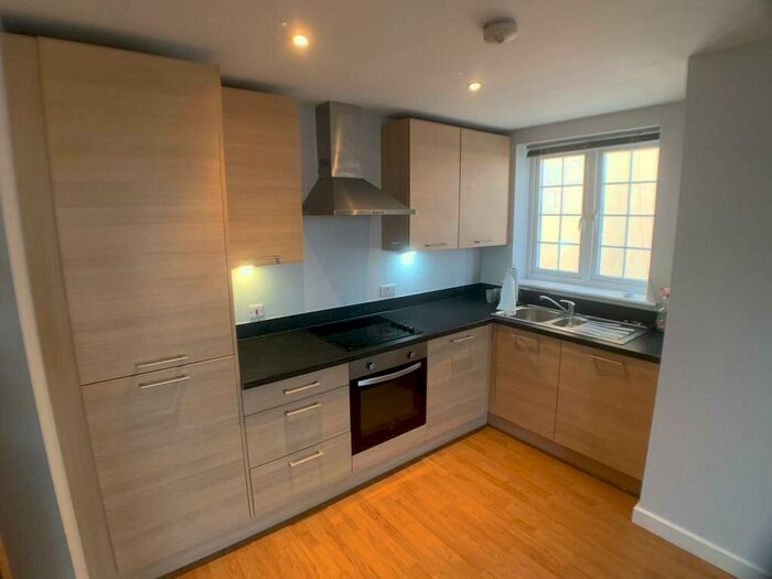1 Bedroom Apartment To Rent In Seven Hills Point, Morley, LS27