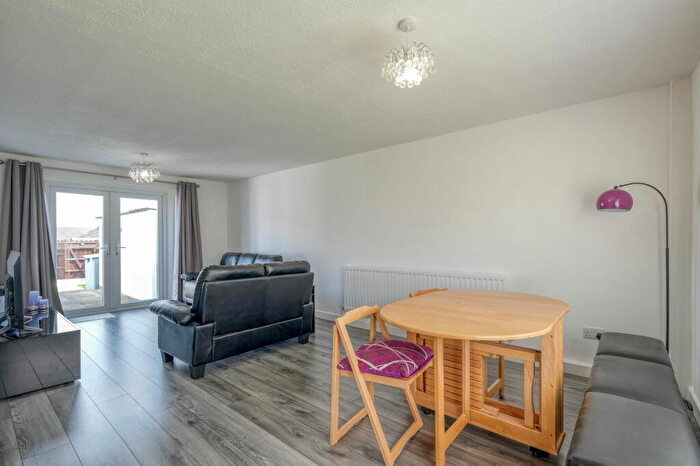 3 Bedroom Terraced House For Sale In Foxwalks Avenue, Rock Hill, Bromsgrove, B61