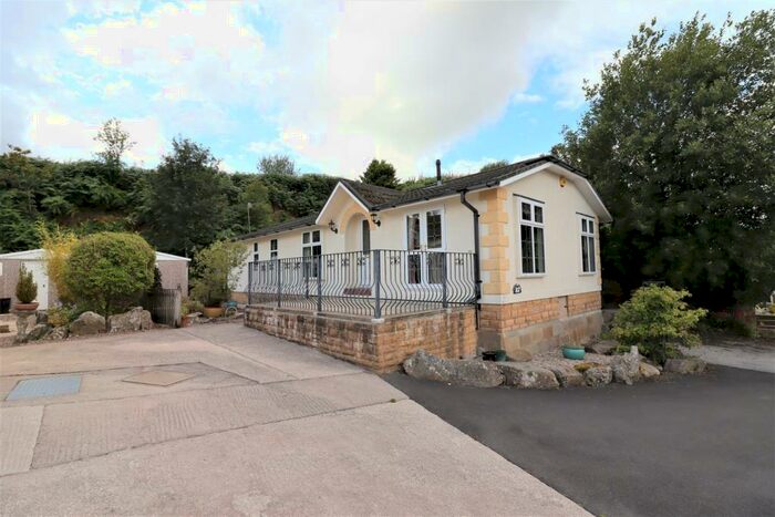 3 Bedroom Park Home For Sale In The Green, Dales View Park, Salterforth, BB18