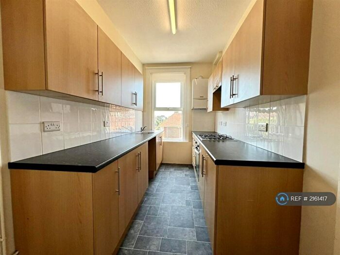 3 Bedroom Maisonette To Rent In Salisbury Road, Southsea, PO4