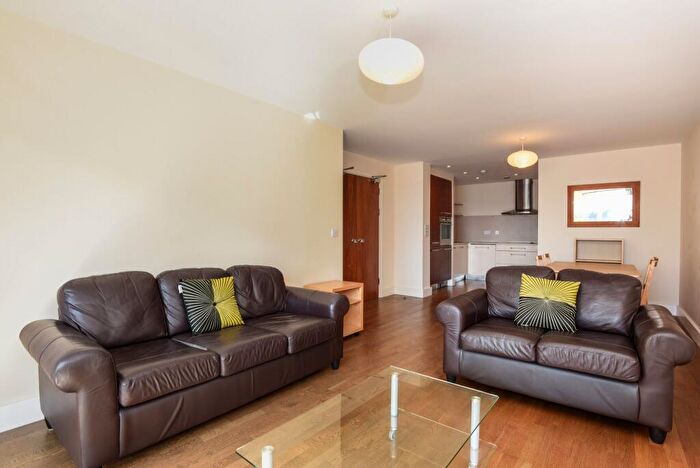 2 Bedroom Apartment To Rent In Capella House, Celestia, CF10