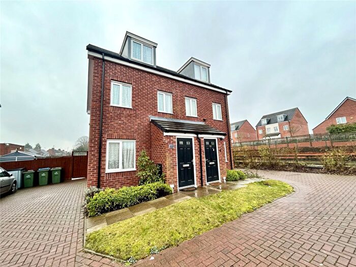 3 Bedroom Semi Detached House For Sale In Mannion Avenue, Coventry, CV6