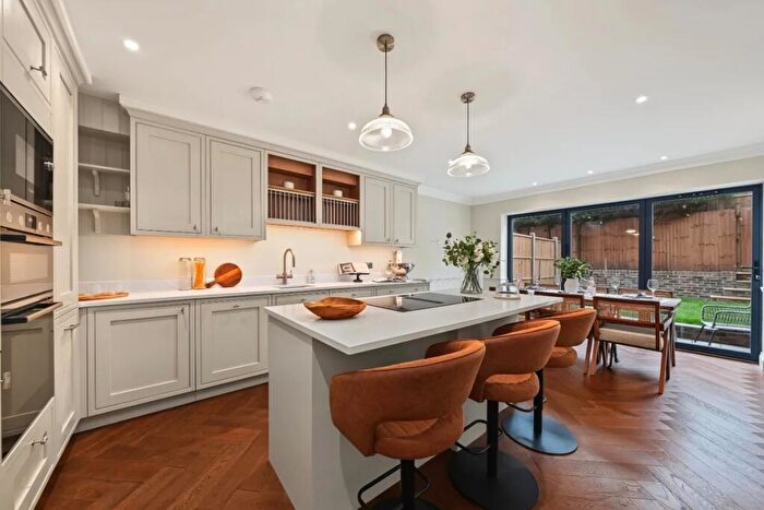 5 Bedroom House For Sale In Platt's Lane, Hampstead, NW3