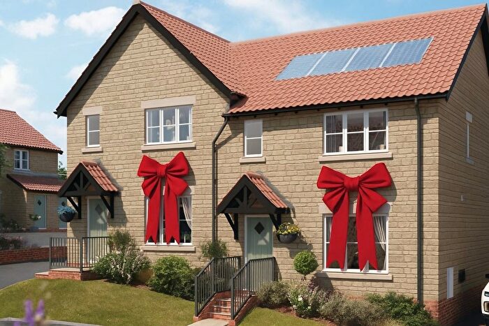 3 Bedroom Semi-Detached House For Sale In Hopton Rise, Malmesbury, SN16