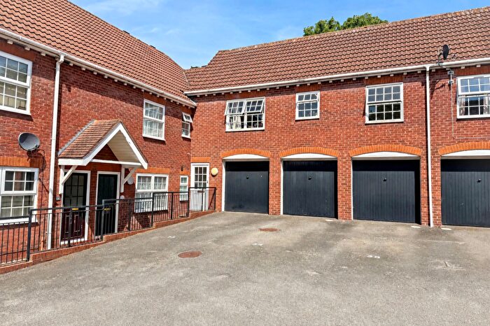 1 Bedroom Flat For Sale In Lavenham Court, Peterborough, PE2