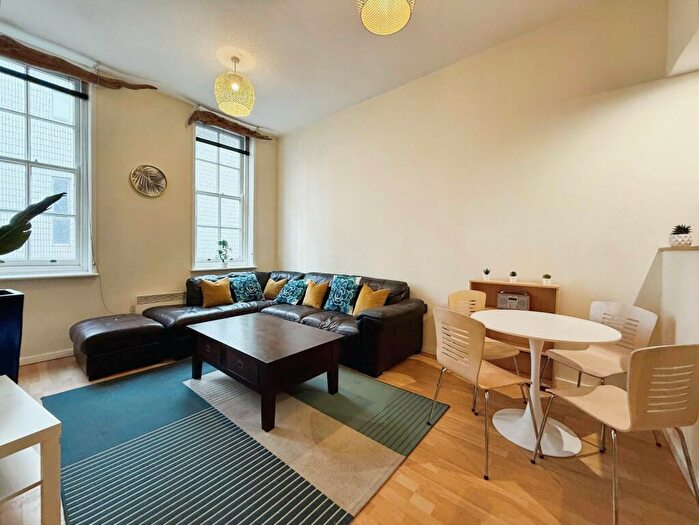 1 Bedroom Flat To Rent In Vassali House, Central Road, Leeds, LS1