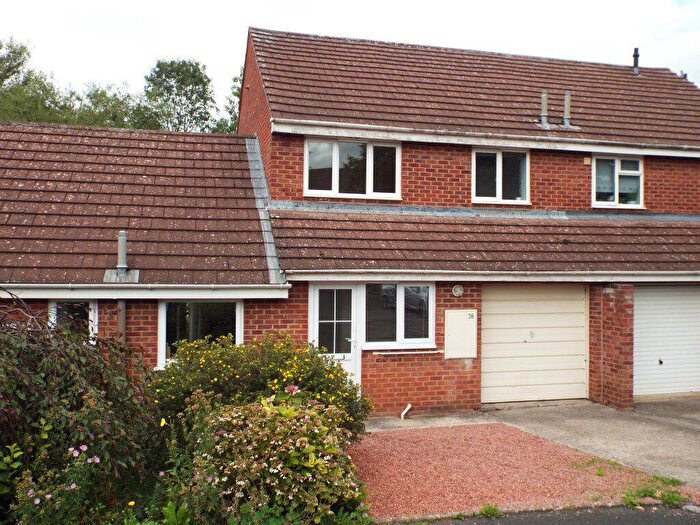 3 Bedroom Semi Detached House To Rent In Moreton On Lugg, Herefordshire, HR4