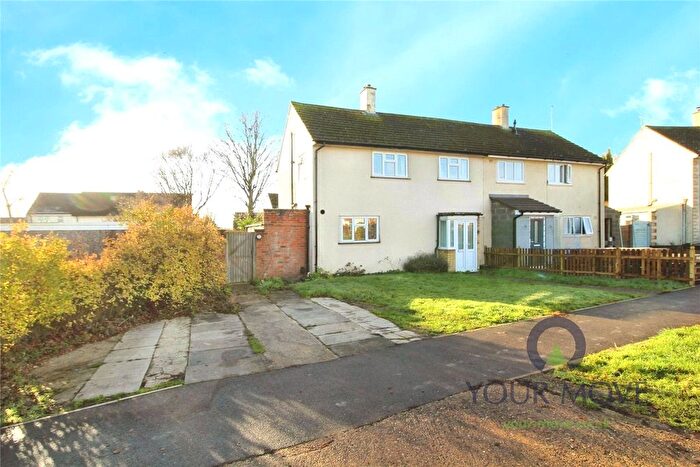 3 Bedroom Semi Detached House For Sale In Lanchester Close, Clapham, Bedford, Bedfordshire, MK41
