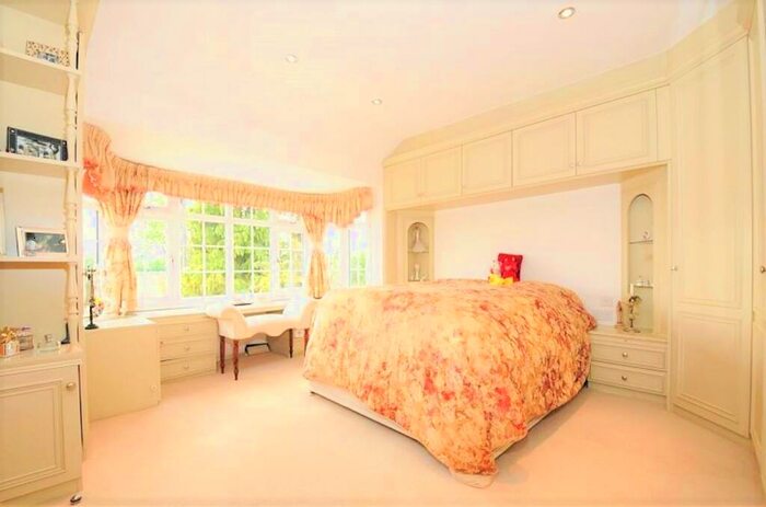 5 Bedroom Detached House To Rent In Ember Lane, Esher, Surrey, KT10