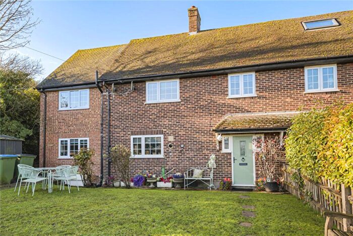 5 Bedroom Semi-Detached House For Sale In Layhams Road, West Wickham, Kent, BR4