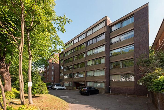 Studio To Rent In Romney Court, Haverstock Hill, London, NW3