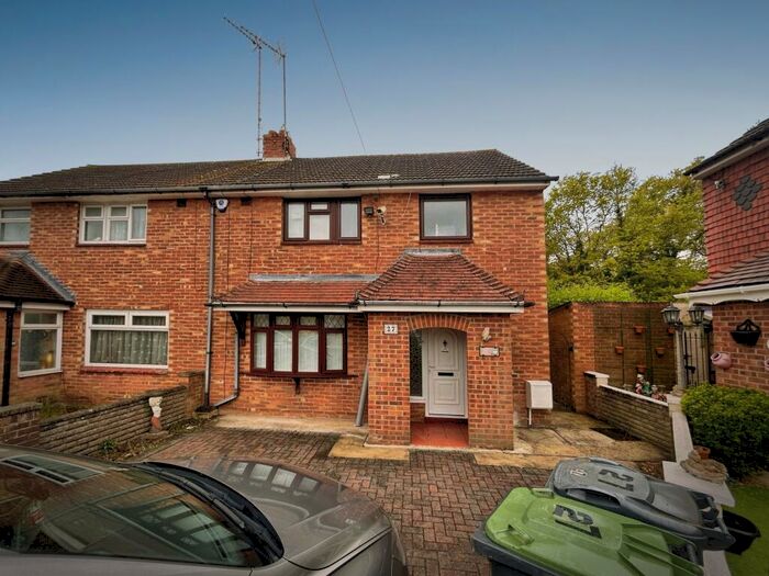 3 Bedroom End Of Terrace House To Rent In Ramsdale Avenue, Leigh Park, PO9