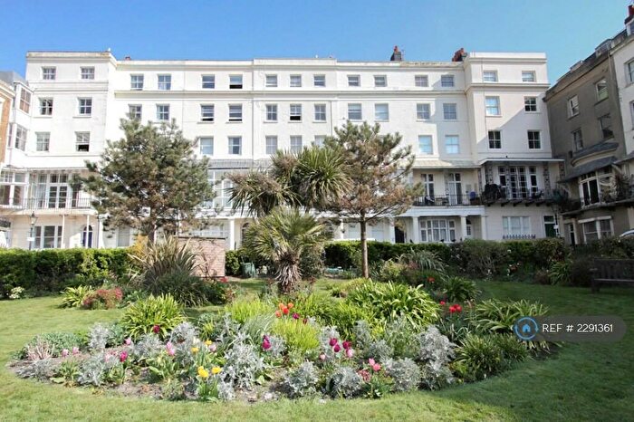 1 Bedroom Flat To Rent In Marine Square, Brighton, BN2