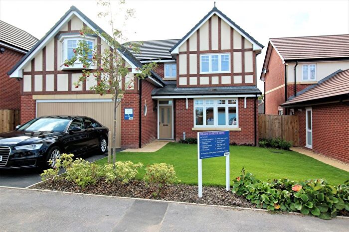 5 Bedroom Detached House For Sale In Kings Close, Kings Meadow, Blackpool, FY3