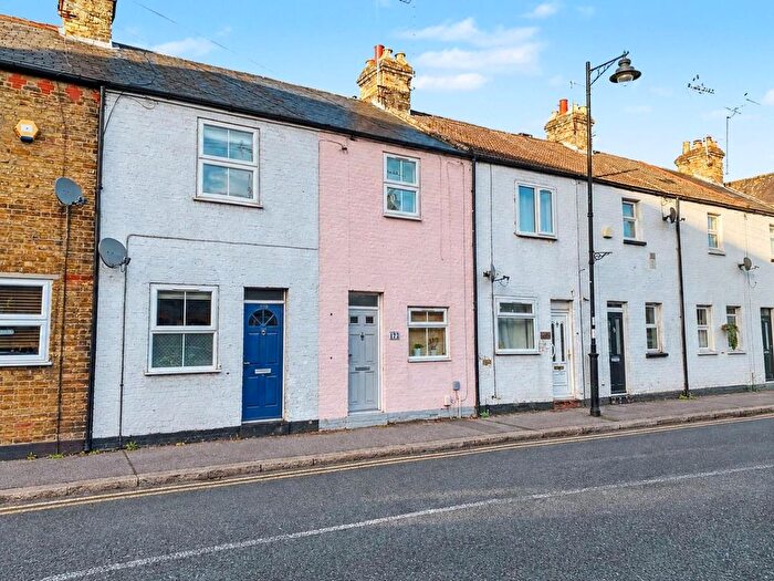 2 Bedroom Property To Rent In Arthur Road, Windsor, SL4