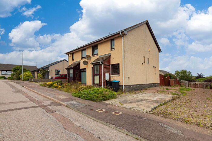 1 Bedroom End Of Terrace House For Sale In Clashrodney Way, Cove Bay, Aberdeen, Aberdeenshire, AB12