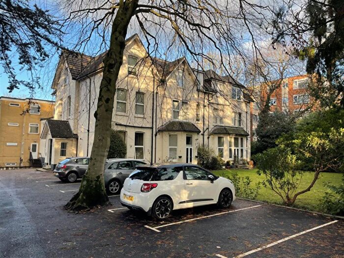 1 Bedroom Flat To Rent In Knyveton Road, Bournemouth, BH1