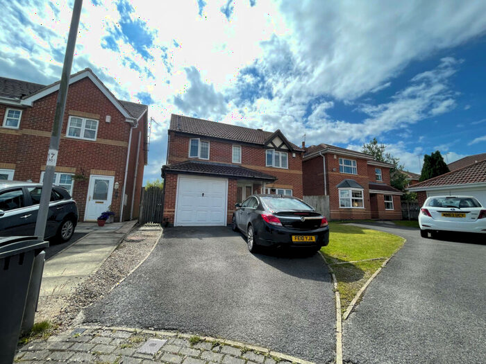 4 Bedroom Detached House To Rent In Belvedere Court, Alwoodley, Leeds, LS17