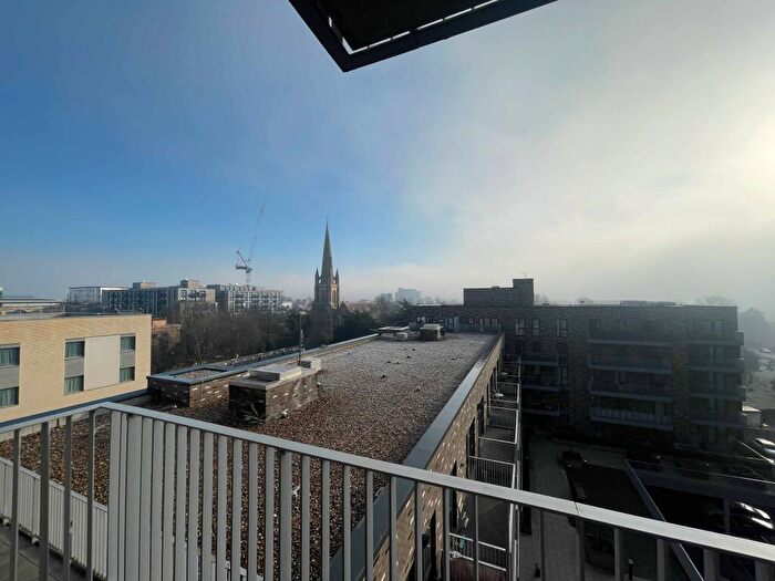 1 Bedroom Flat To Rent In Windsor Road, SL1